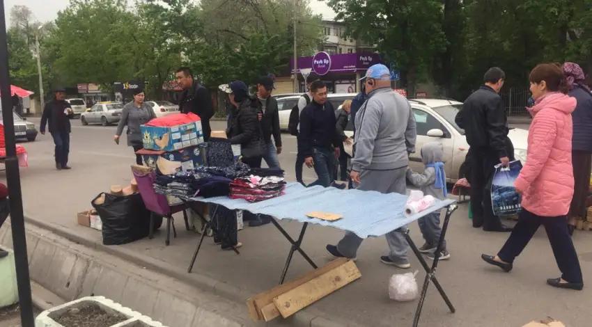 На рынке «Орто-Сай» закрыли 40 точек стихийной торговли