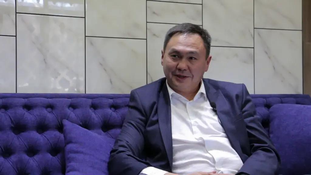 Председатель правления банка «Бай-Тушум» посоветовал книги на время карантина