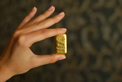 Вкладчики, сделавшие ставку на золото, увеличили свой капитал на 20%