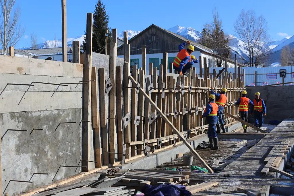 Мэрия Оша потратит на разработку проекта школы 1.5 млн сомов