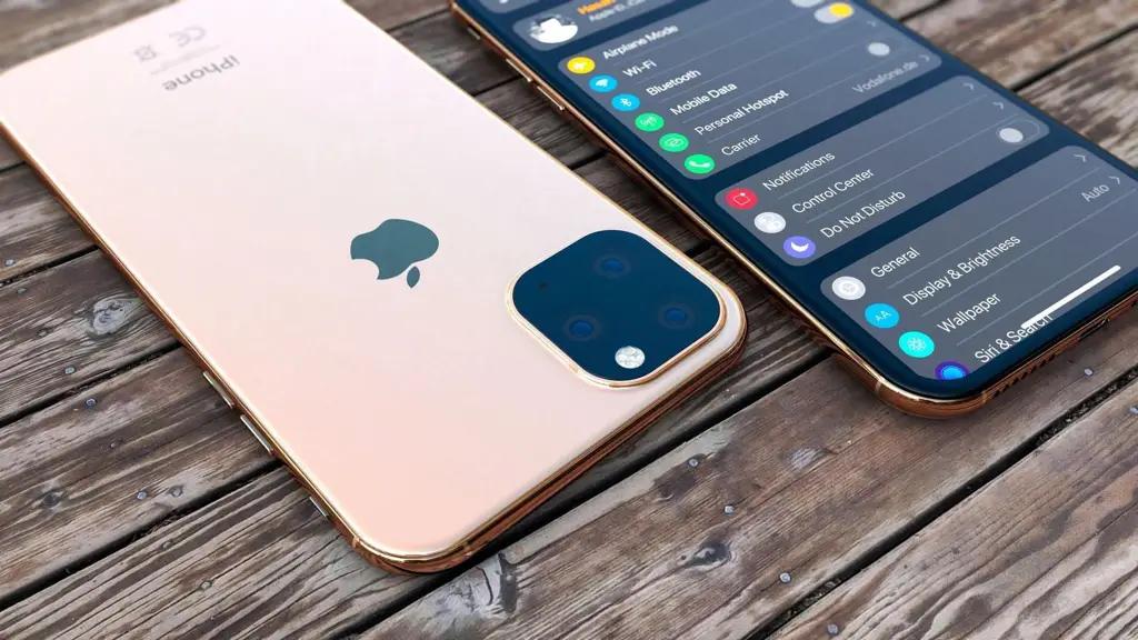 Эксперты рассказали, когда выгоднее покупать iPhone