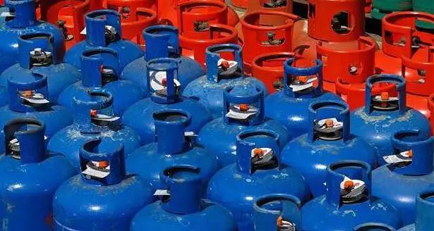 Узбекистан направит баллоны с сжиженным газом из Андижана в Ош