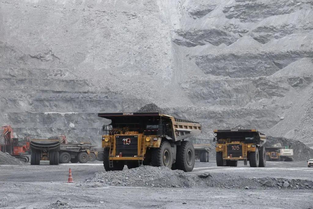 Депутат попросил, чтобы «Кумтор» выплачивал налоги Джети-Огузскому району