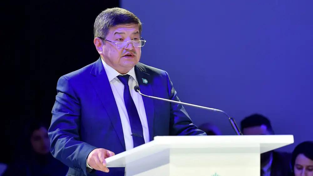 Жапаров проведет ряд встреч с главами правительств ЕЭК и СНГ