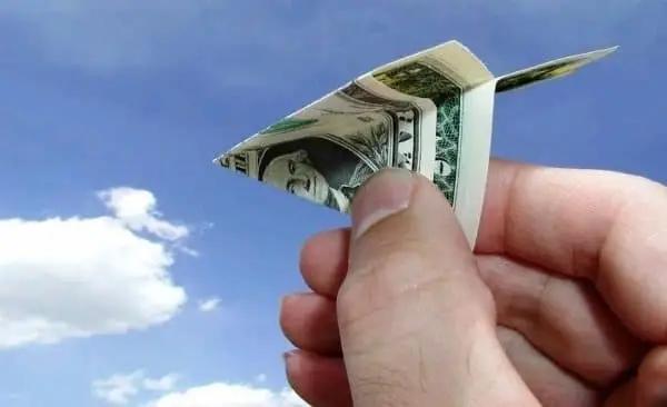 В августе резко вырос отток денежных переводов из Кыргызстана в Турцию