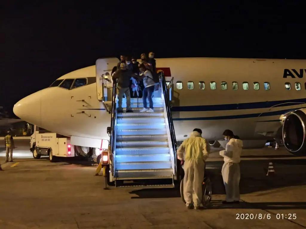 Из Москвы вернулись 489 кыргызстанцев