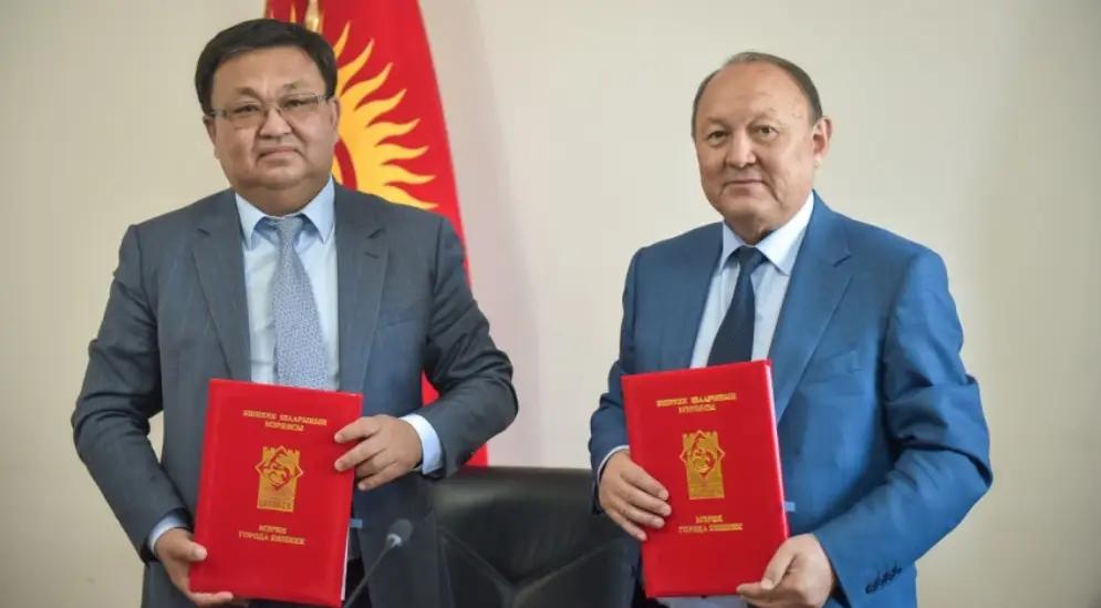 Мэрия Бишкека закупит спецтехнику у Узбекистана