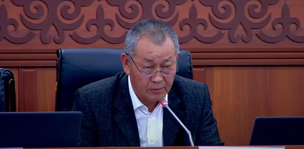 В Кыргызстане только главы 10% сельских управ получают зарплату