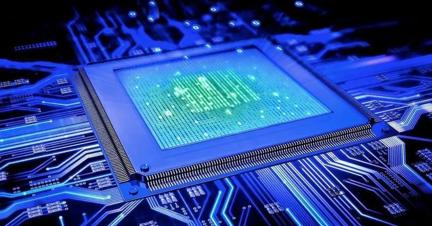 Лондонцы готовы вживить чипы для бесконтактной оплаты