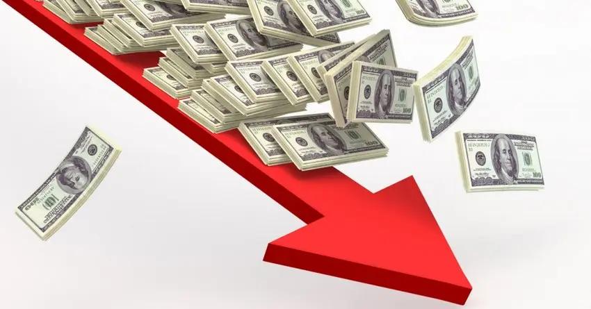 Доллар снизился к рублю до двухмесячного минимума на решении ОПЕК заморозить добычу нефти