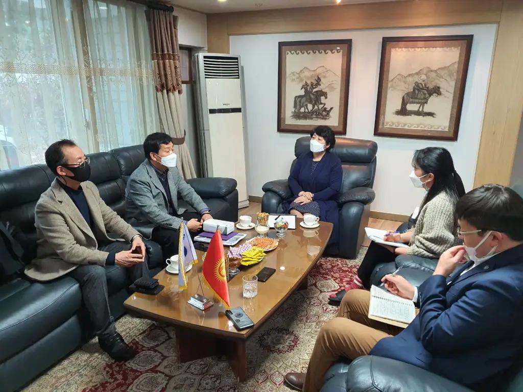 Корейская компания построит в Таласской области торгово-логистический центр