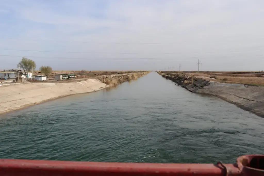 КПД водных каналов четырех областей КР повысят в два раза