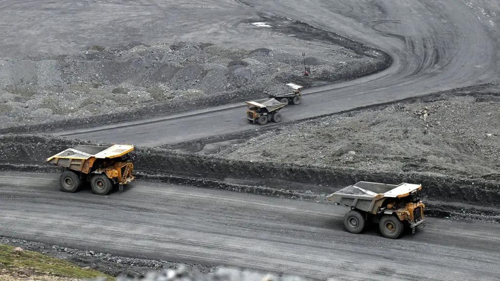 Держать лицензии стало невыгодно, недра возвращаются государству