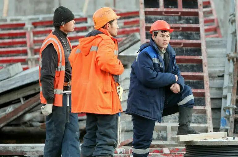 Изменения в трудовом законодательстве РФ не коснутся кыргызстанцев