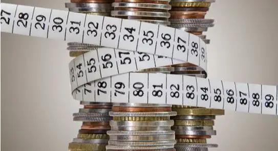 Дефицит государственного бюджета снизился на 5.5 млрд сомов