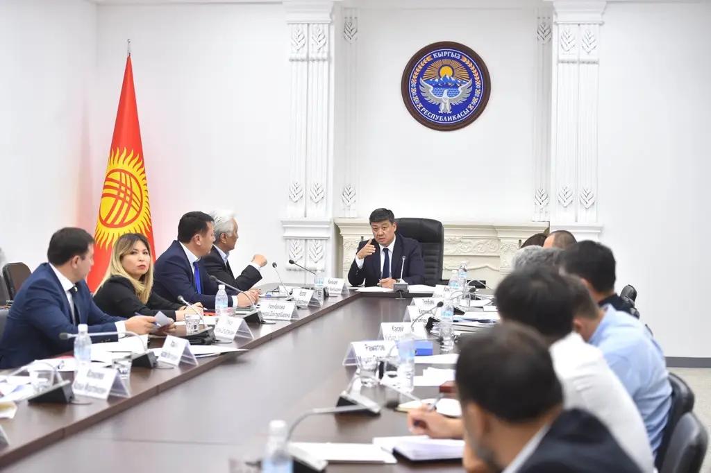 Чиновников попросили привлекать инвесторов для строительства Камбар-Аты-1