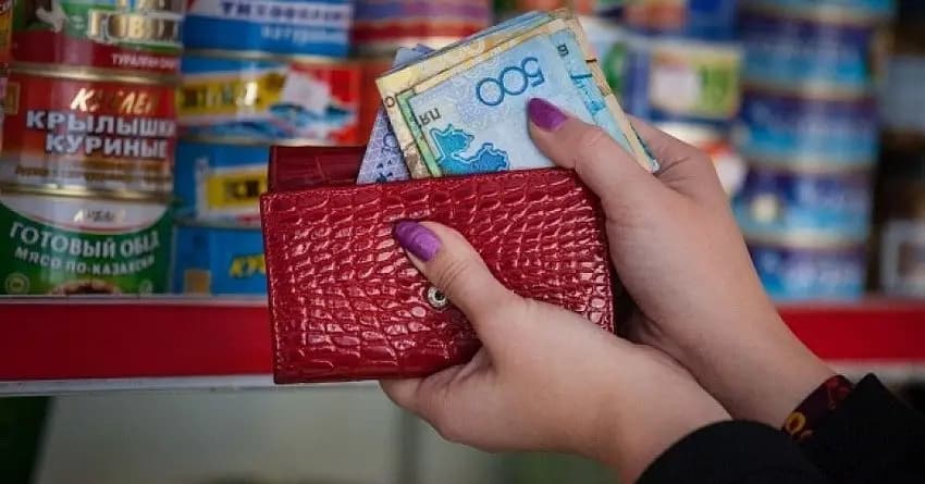 В РК прожиточный минимум впервые превысил $77