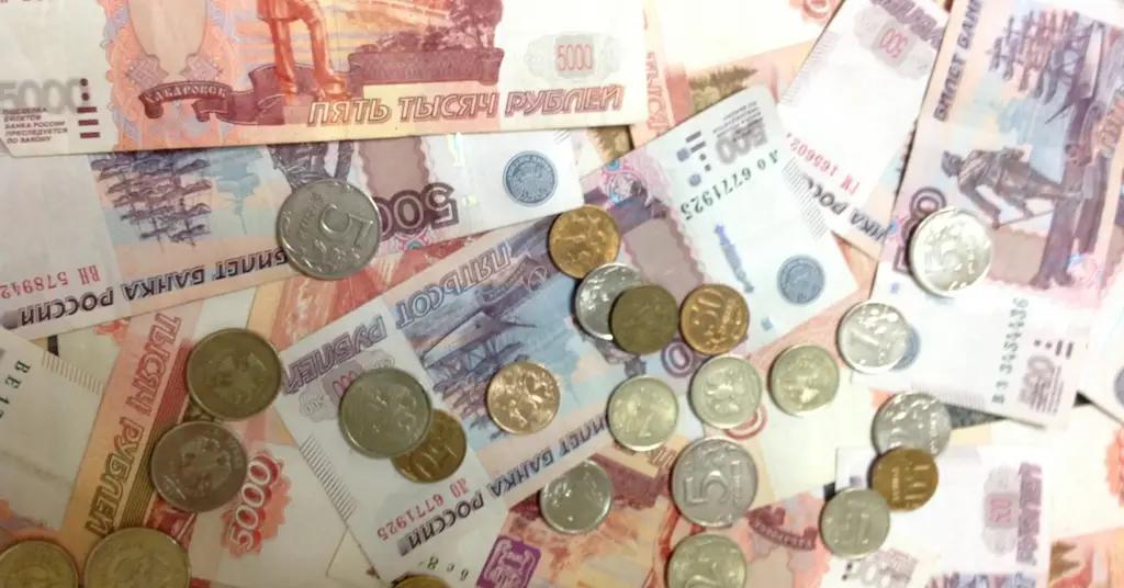 Российский рубль еще 10 лет не будет мировой валютой – прогноз Центробанка