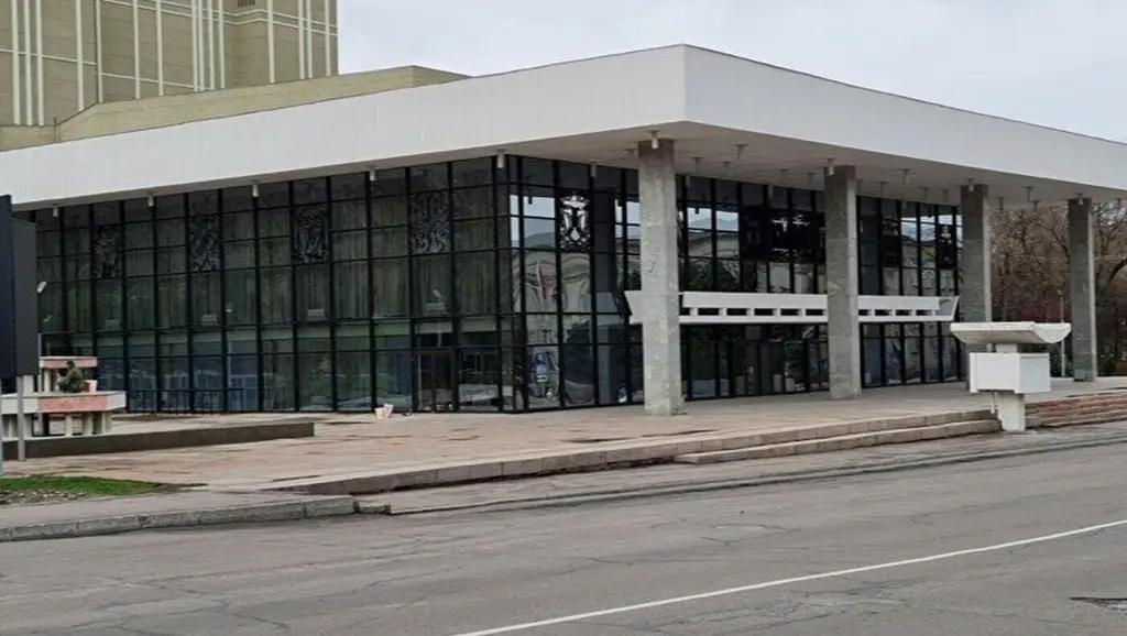 В драмтеатре проведут капитальный ремонт почти за 19 млн сомов