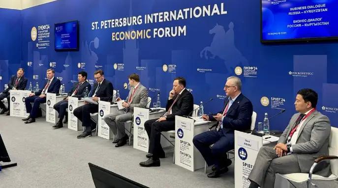 На форуме в Петербурге сообщили о трех основных проблемах бизнеса КР и РФ