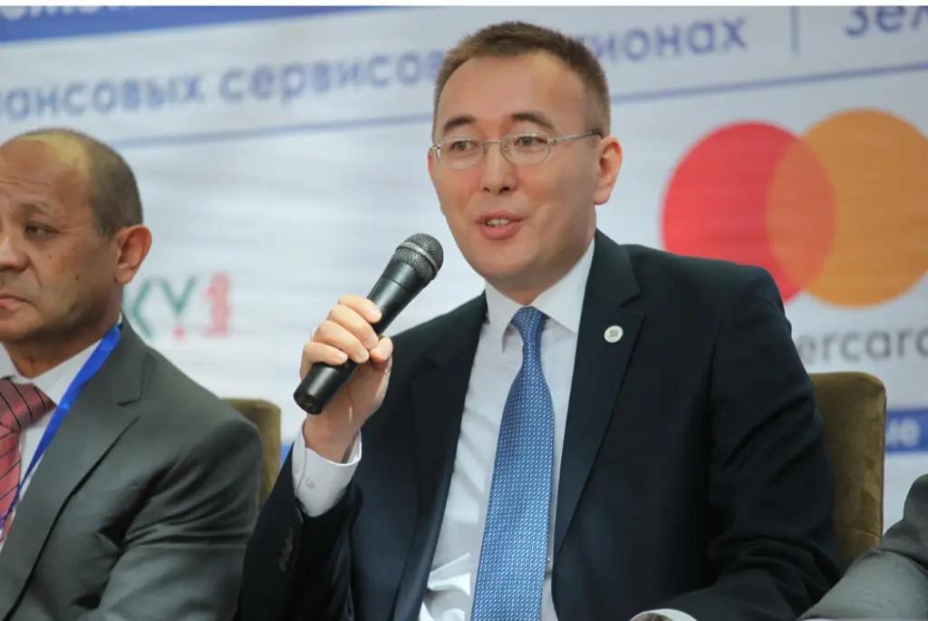 Абдыгулов обозначил, в каком направлении нужно развиваться банкам