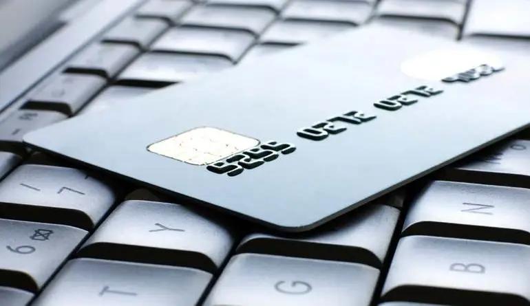 Прибыль банковского сектора России снизилась в ноябре