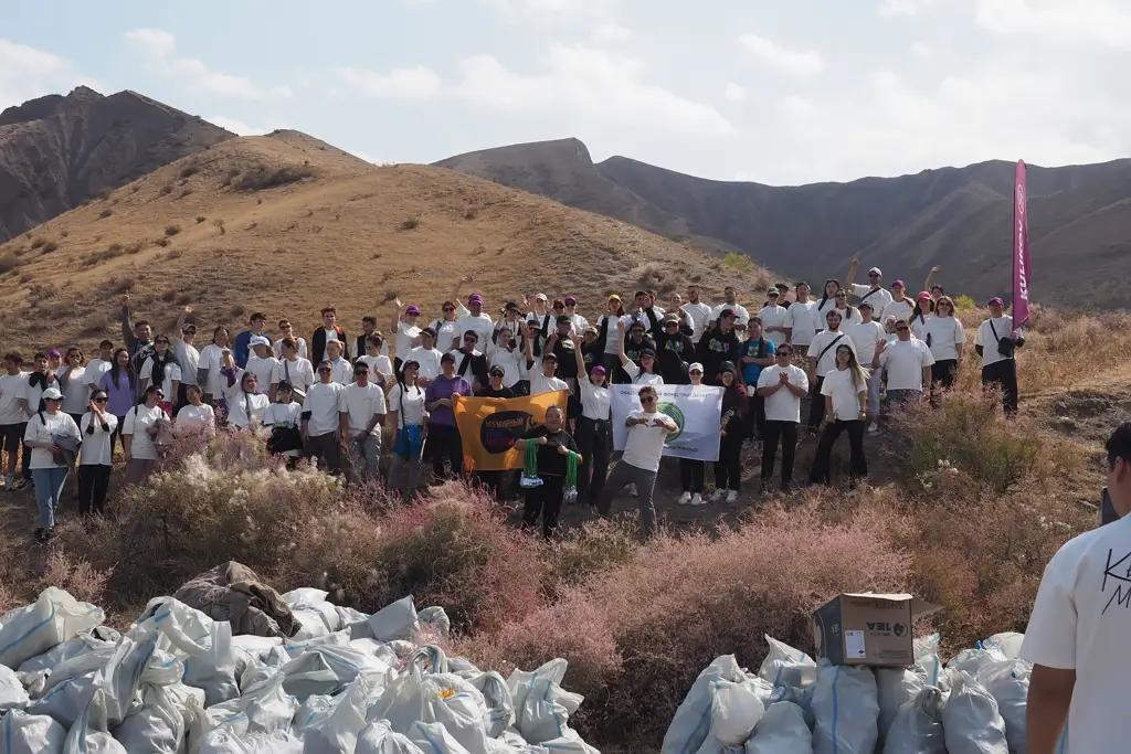 Всемирный день чистоты объединил почти миллион кыргызстанцев