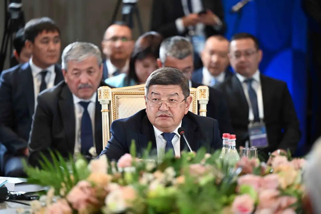 Акылбек Жапаров: РКФР нужно включить в участники механизма поддержки кооперационных проектов