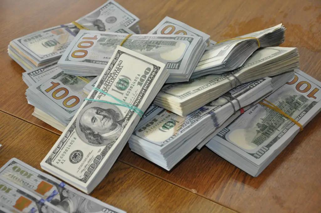 Объем сделок на межбанковских торгах составил $3.7 млн