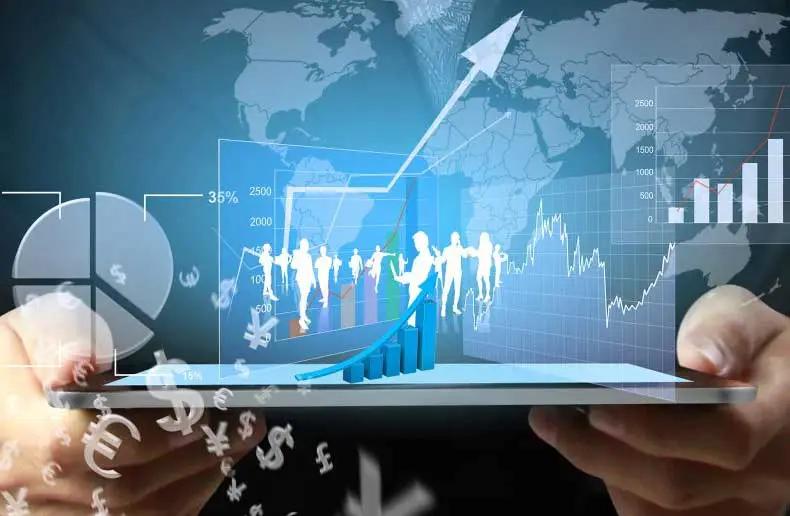 Развитие госуслуг: министр Нурия Кутнаева обсудила цифровые инициативы для улучшения удобства граждан