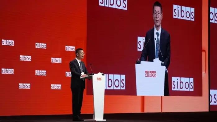 Глава крупнейшего азиатского банка заявил о «размытости» доминирования доллара США в международных расчетах