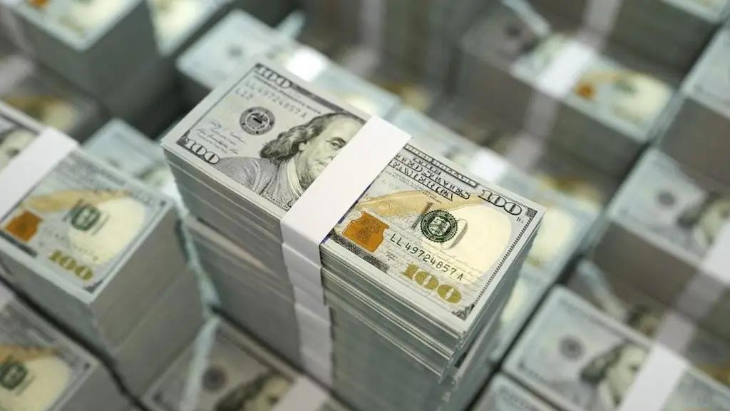 Комбанки КР купили на валютных торгах $2.3 млн