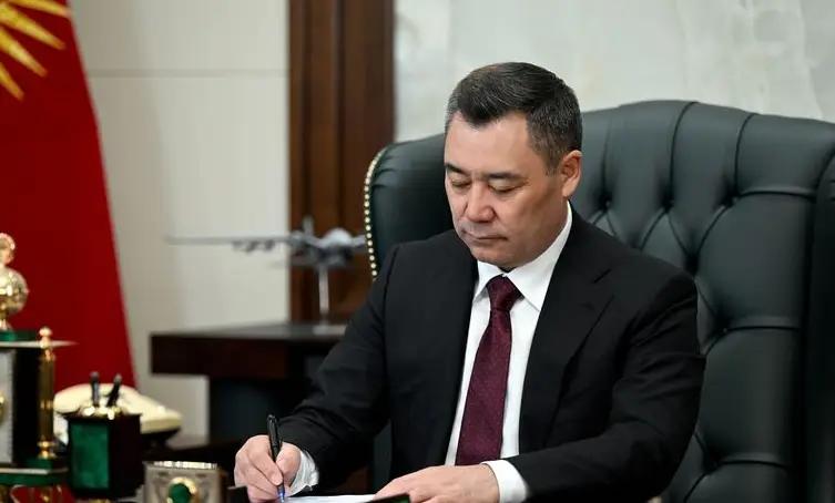 Президент утвердил изменения в жилищной программе «Менин үйүм»