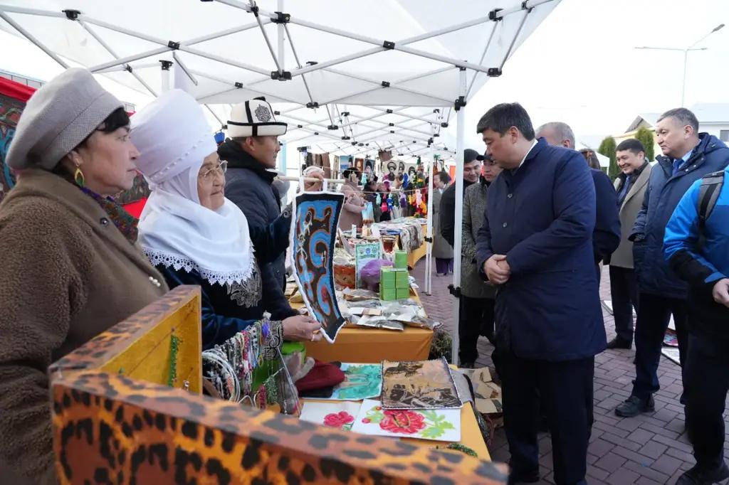 В рамках Национального водного форума прошла выставка предпринимателей каждого района Иссык-Кульской области