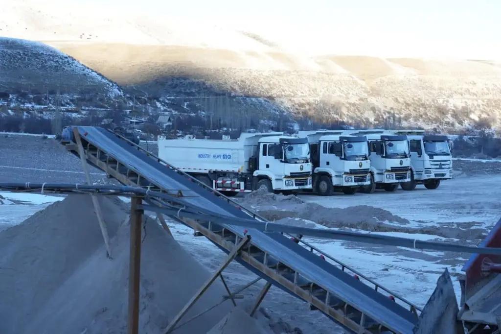 В Иссык-Атинском районе открыли завод по производству песка и гравия