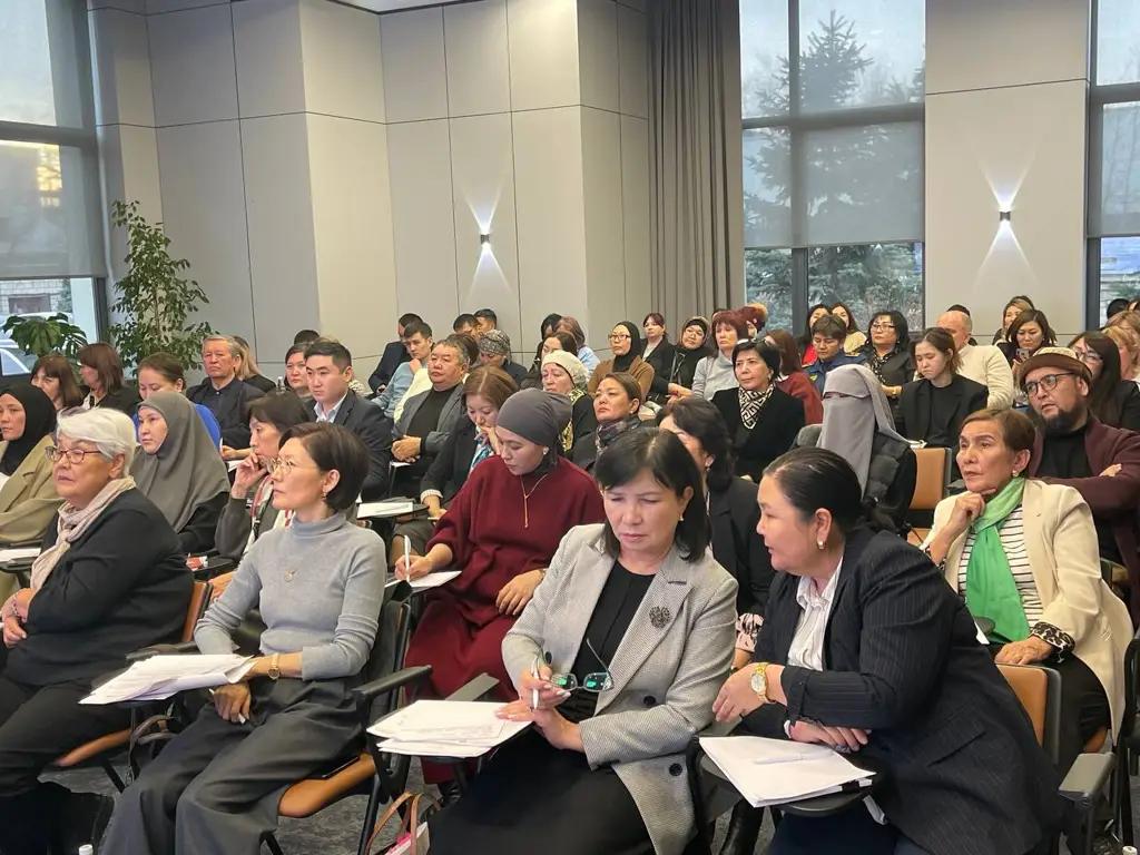 В Бишкеке обсудили пилотирование ваучерного механизма финансирования дошкольного образования