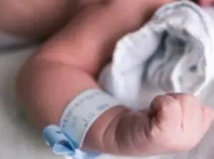 Кыргызстанда көп балалуу энелерге 2 млн сомго чейин берилет