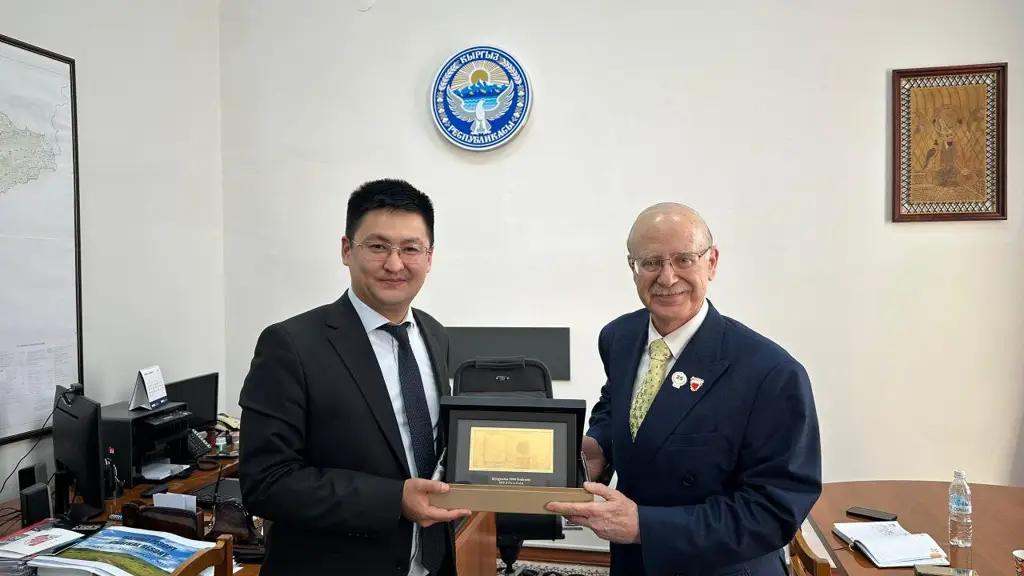 Кыргызстан и Бахрейн рассматривают возможность открытия прямого авиарейса