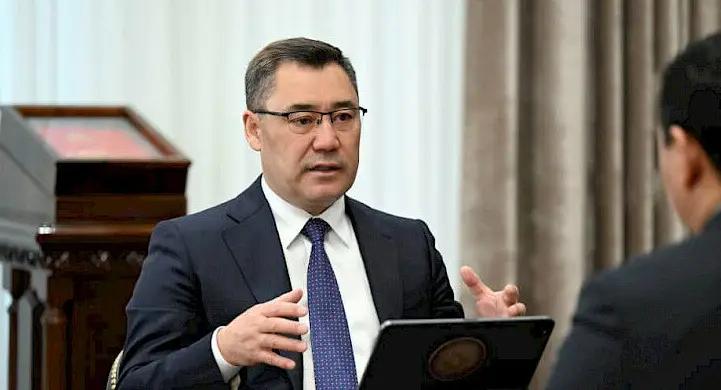 Не покупайте сразу трехкомнатные квартиры, если у вас нестабильная работа — президент