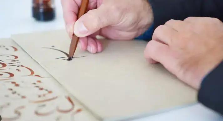 Запрет на религиозные названия. Что будет с кафе «Мубарак», стройфирмой «Ихлас», «Хаджтревел» и другими?