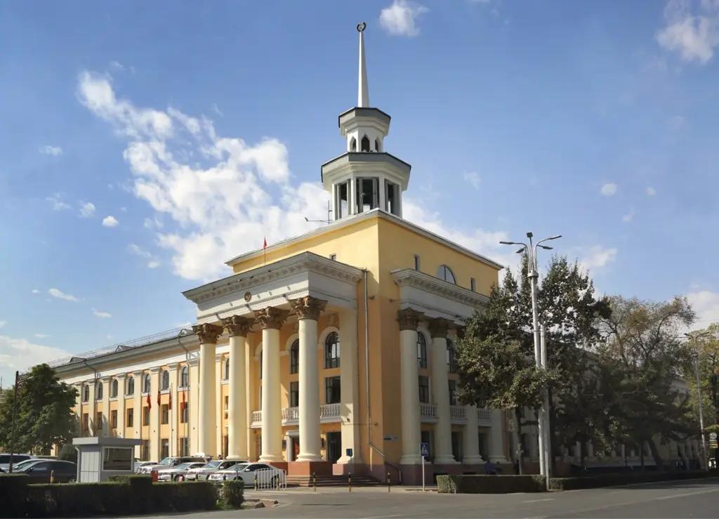 Кабмин второй год подряд планирует направить всю прибыль Нацбанка в бюджет