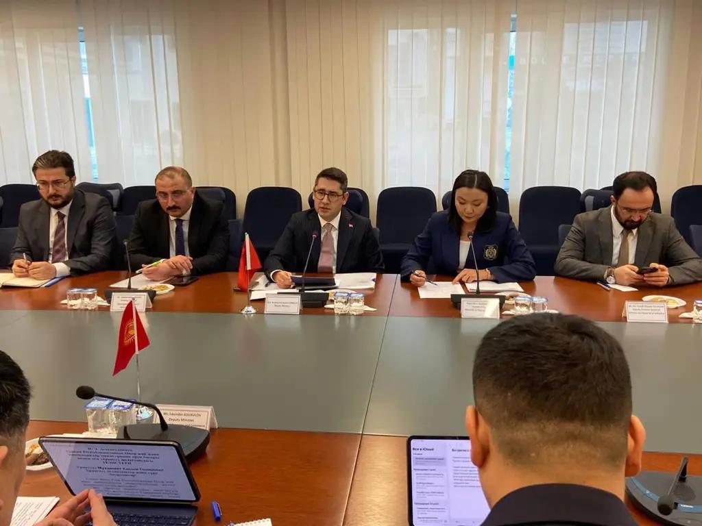 Минэконом КР предложил Турции открыть промышленную зону