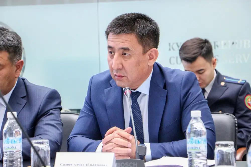 Алмаз Салиев стал главой Государственной таможенной службы КР