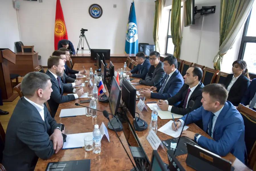 Мэр столицы и депутат российской Госдумы обсудили торгово-экономическое сотрудничество Бишкека и России