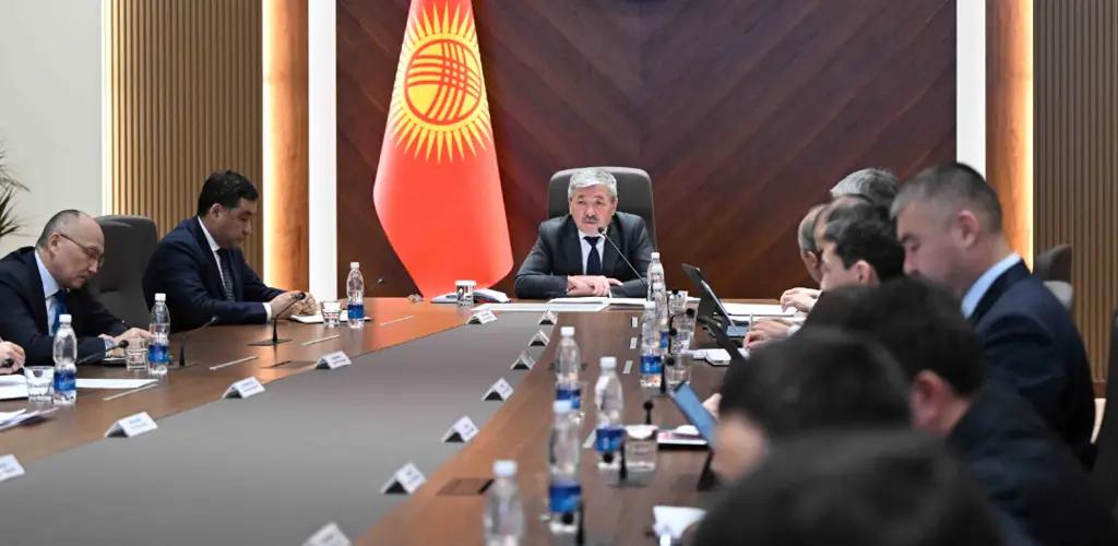 В Кыргызстане запущены 100-дневные реформы для упрощения логистики и получения медсправок