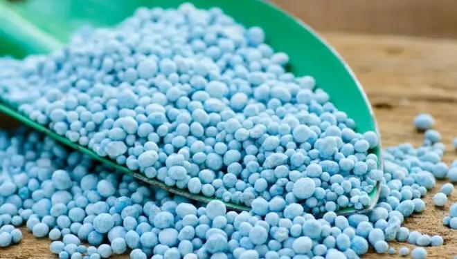 В Кыргызстане временно запретили вывоз минеральных удобрений