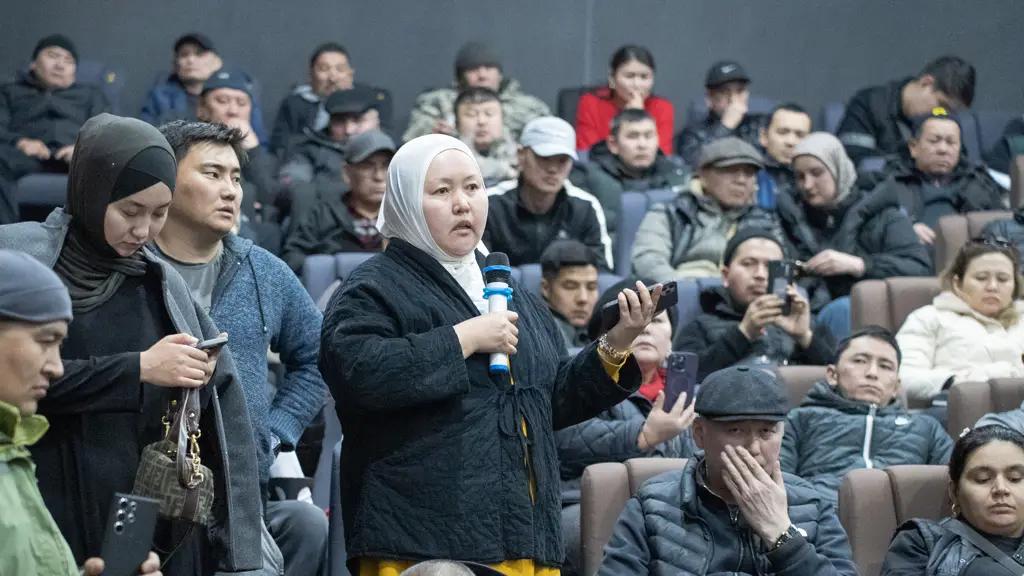 Market entrepreneurs received answers to questions related to the legalization of goods