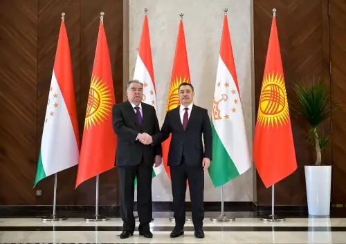 Кыргызстан и Таджикистан официально открыли границу