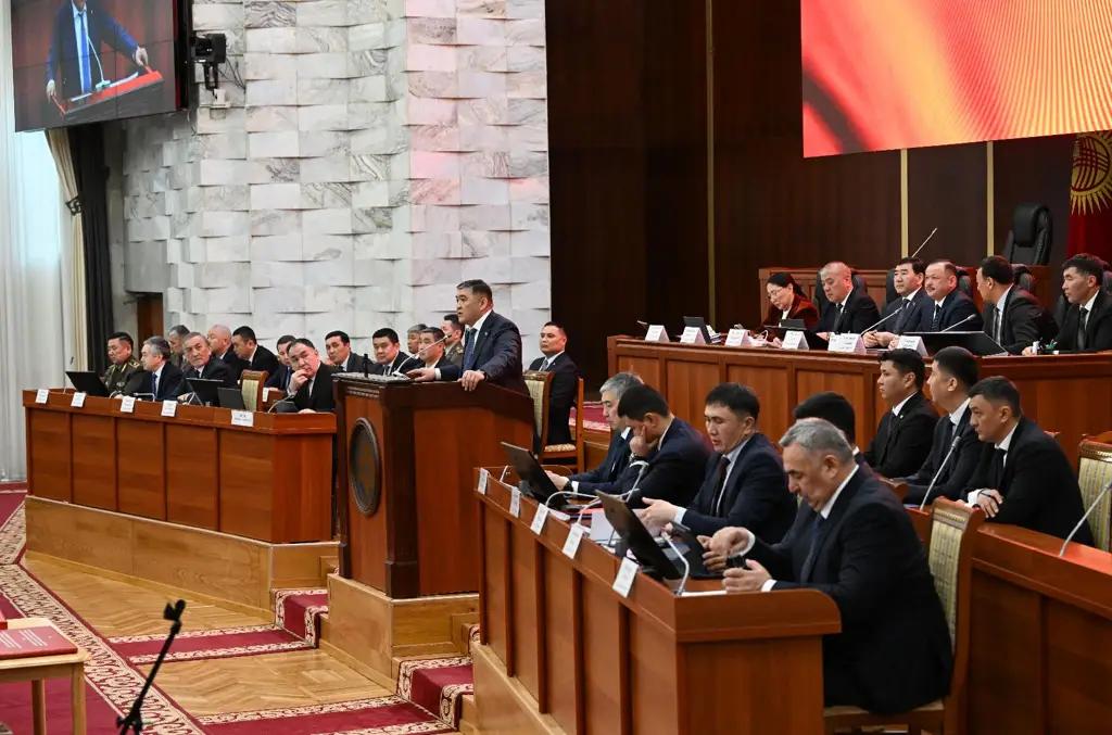 Законопроекты  по кыргызско-таджикской границе одобрены депутатами в трех чтениях