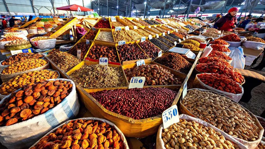 Оштогу борбордук базар 20-апрелден тарта көчүрүлө баштайт